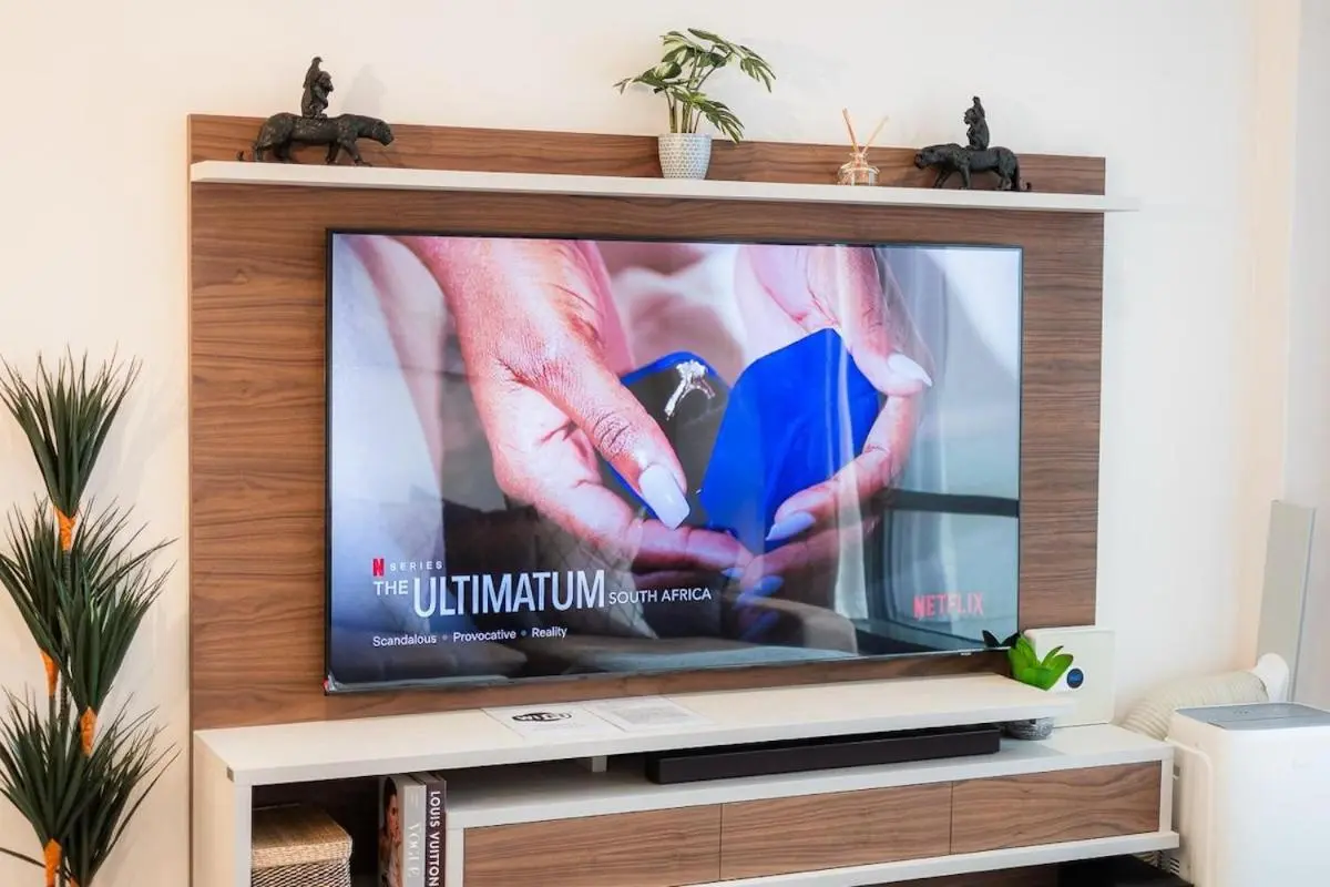 Image 6 of Masingita Towers Sandton – Luxurious Apartment Condo – 9th Floor