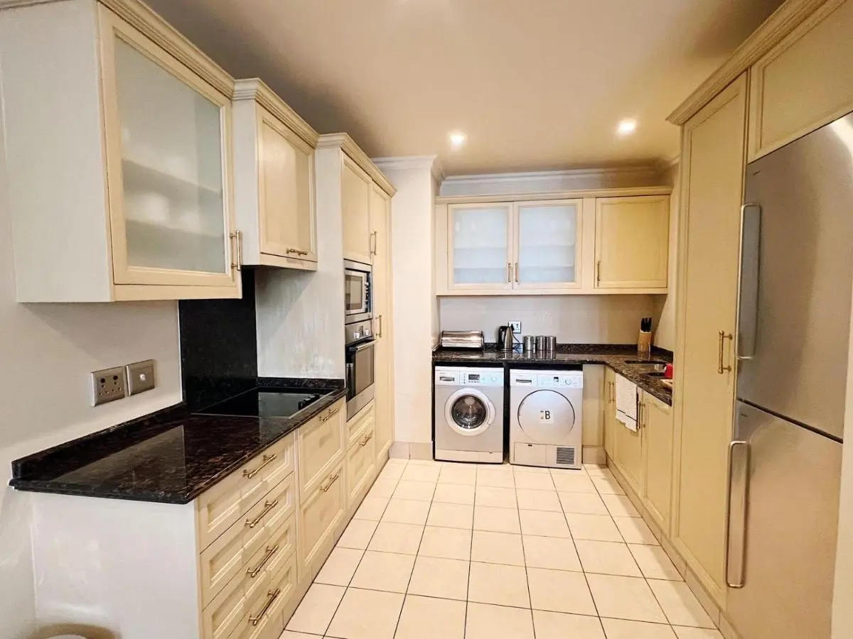 Image 5 of Michelangelo Hotel Luxury 1 Bedroom Apartment- Nelson Mandela Square & Sandton City