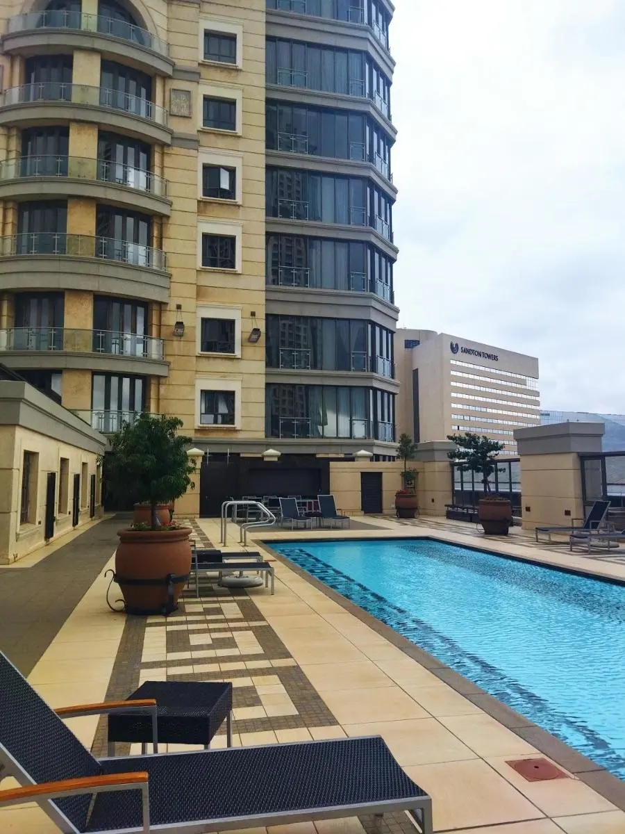 Image 3 of Michelangelo Towers 0801