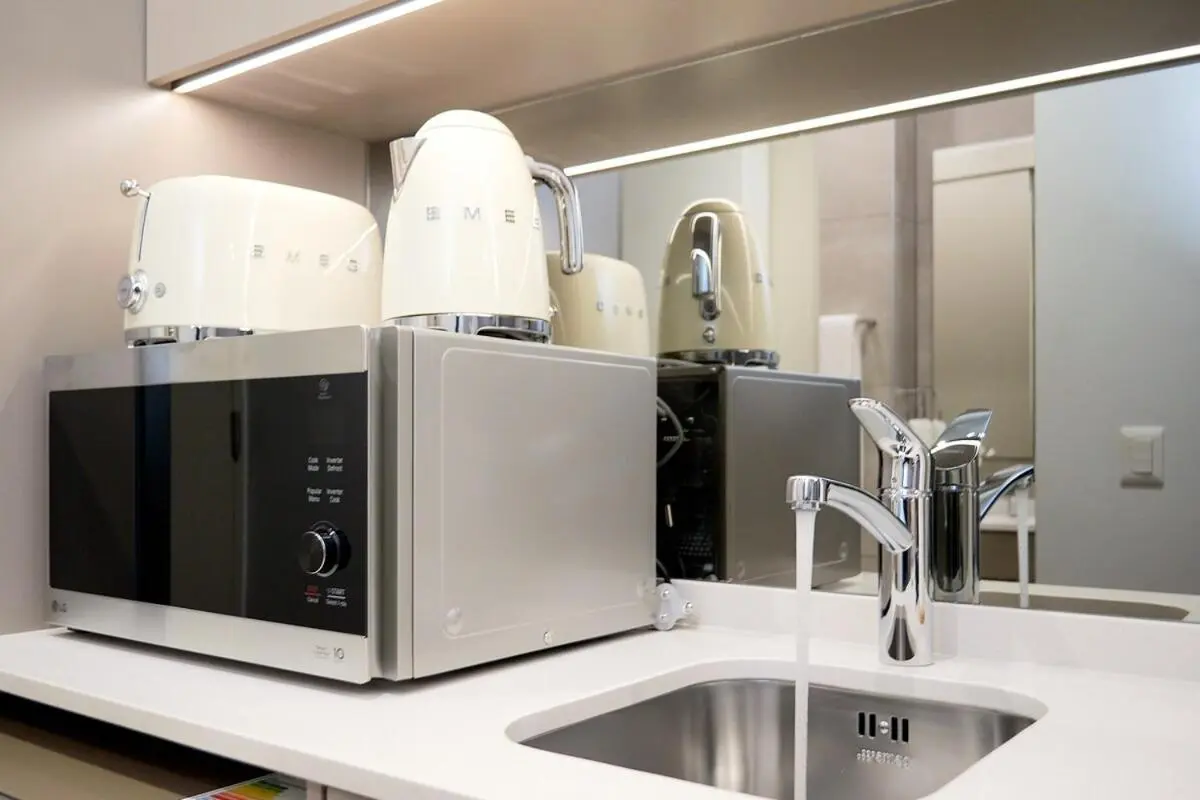 Image 2 of Modern Executive Suite at One Rosebank