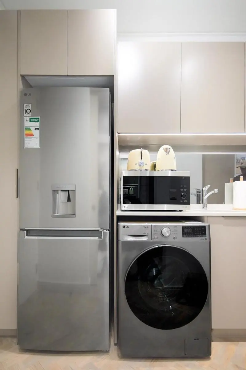 Image 3 of Modern Executive Suite at One Rosebank