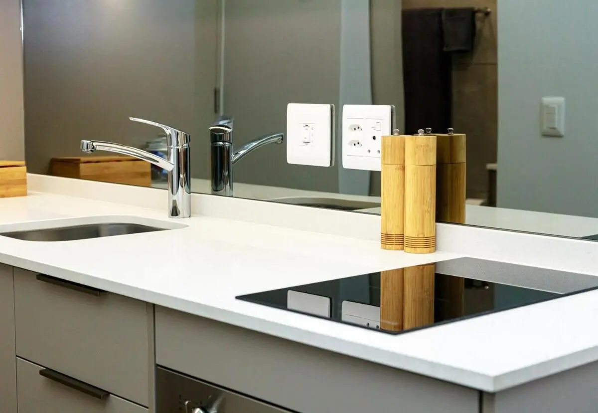 Image 2 of Modern Luxury 1 bed apartment