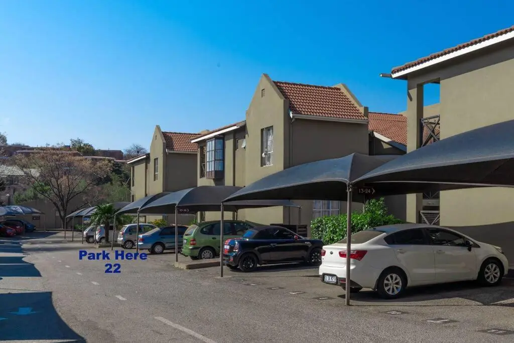 Image 6 of Modern apartment in culturally vibrant Melville 22