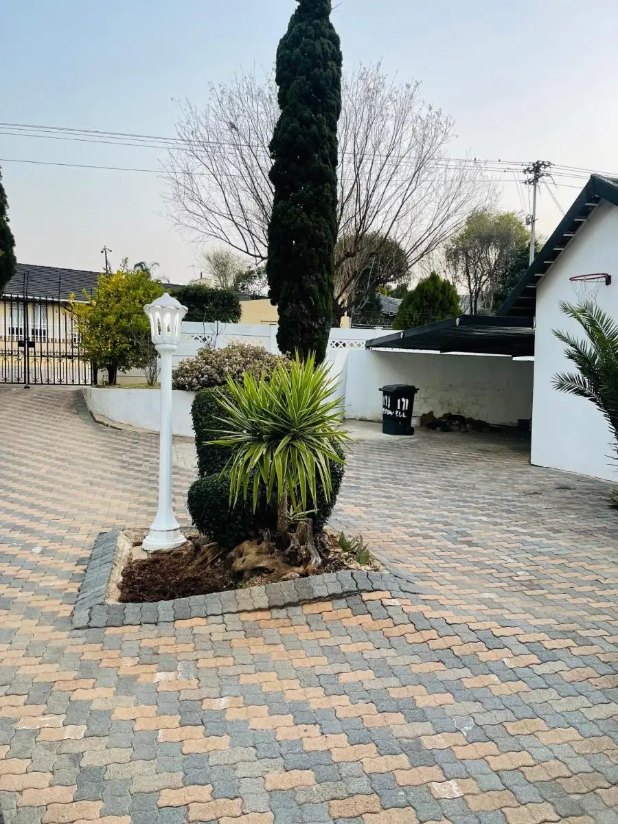 Image 3 of Mondeor holiday Home