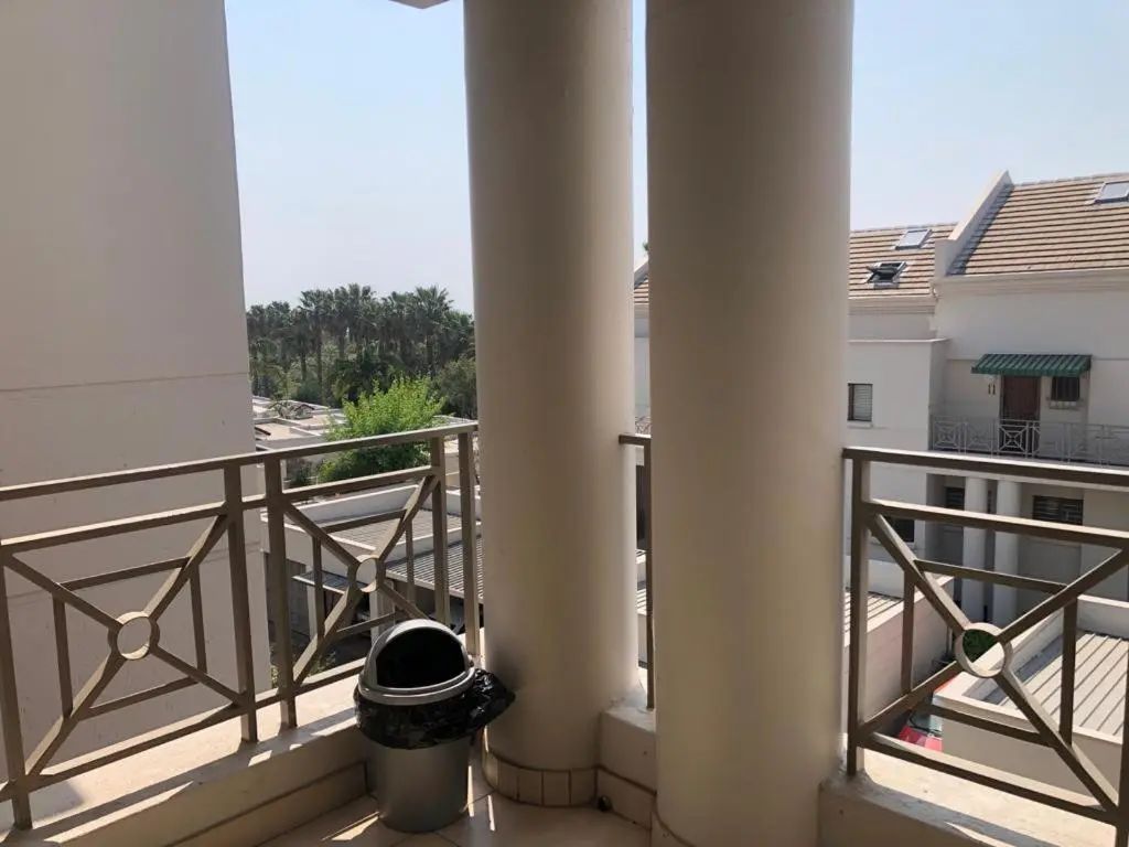 Image 5 of Mount Royal 28 -Large 1 bed with balcony