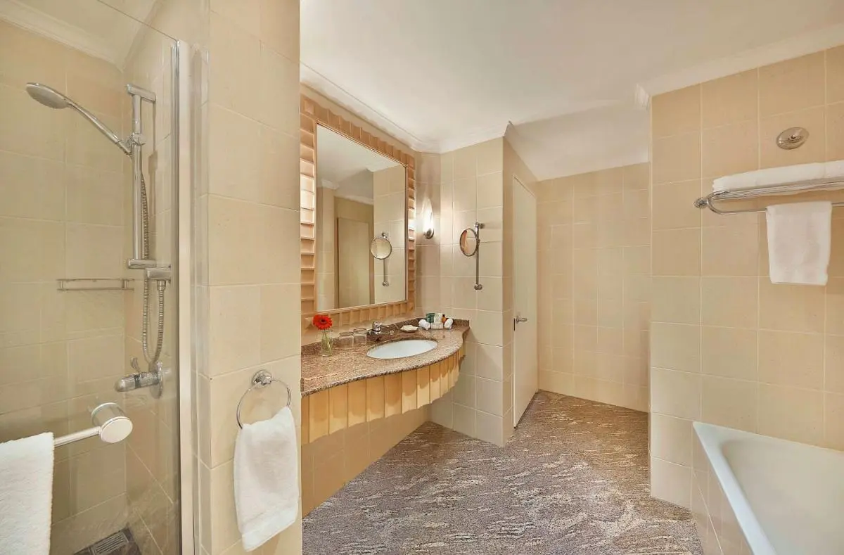 Image 2 of NH Johannesburg Sandton