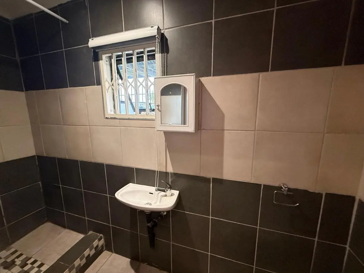 Image 2 of Newlands Cosy One Bedroom Apartment