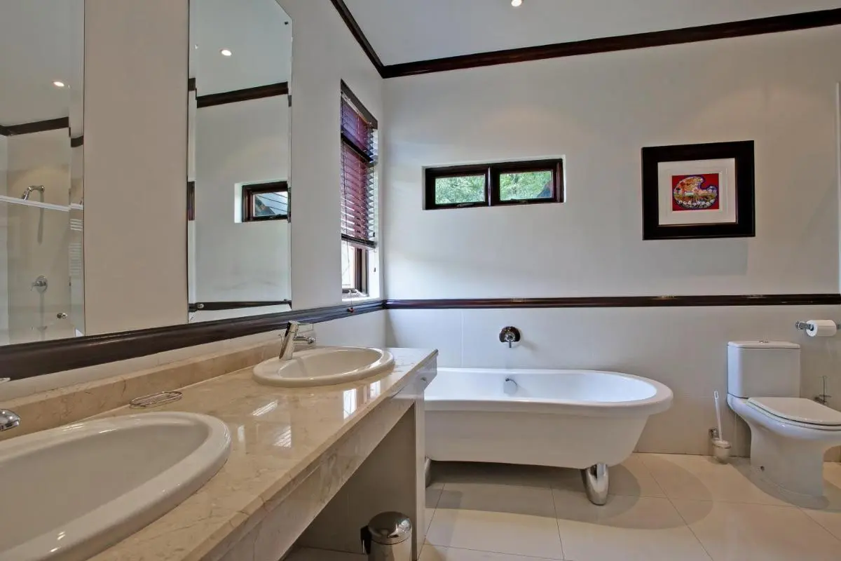 Image 2 of No 66 Sandton Lodge