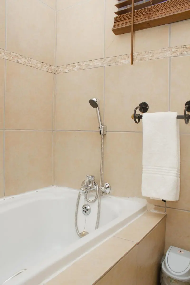 Image 3 of Oaklands inn and Conference Centre