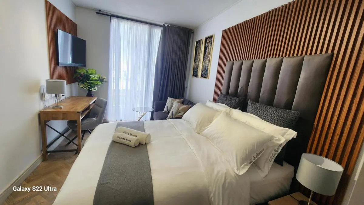 Image 1 of OneRosebank Signature Studio Apartment
