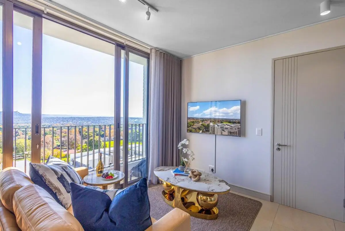 Image 4 of One Rosebank- Sixth Horizon