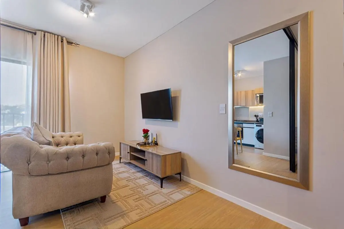 Image 4 of Opulent Escape Bryanston