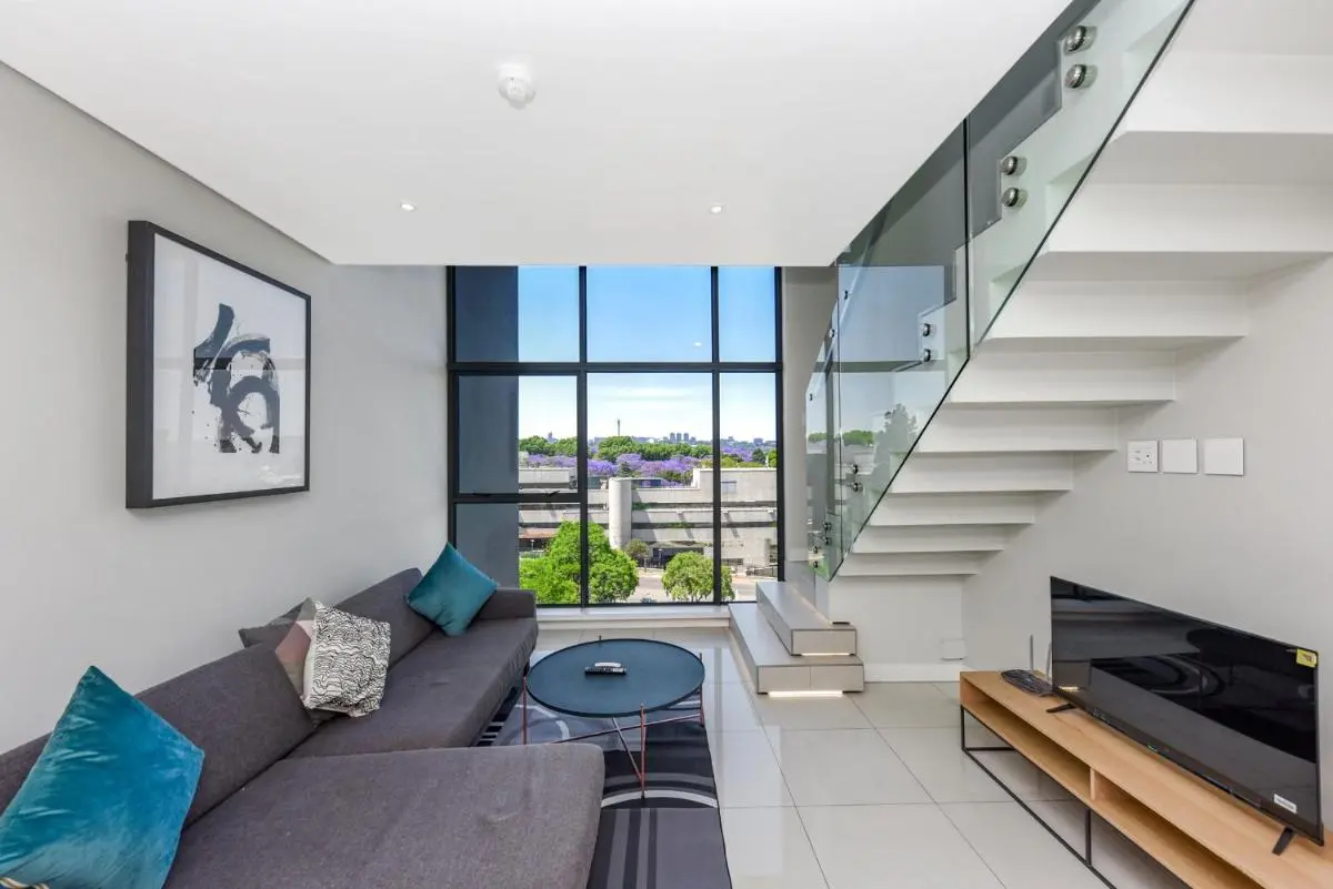 Image 5 of Park Central Residence – Building with Generator