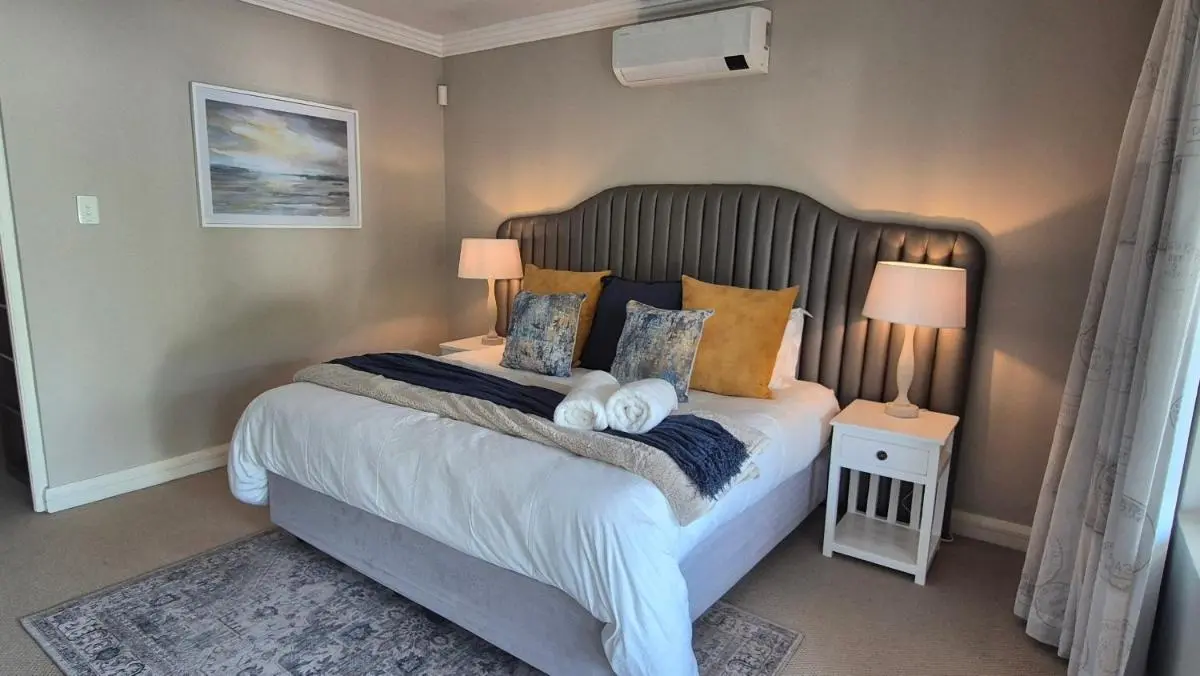 Image 1 of Parkhurst Luxe Retreat