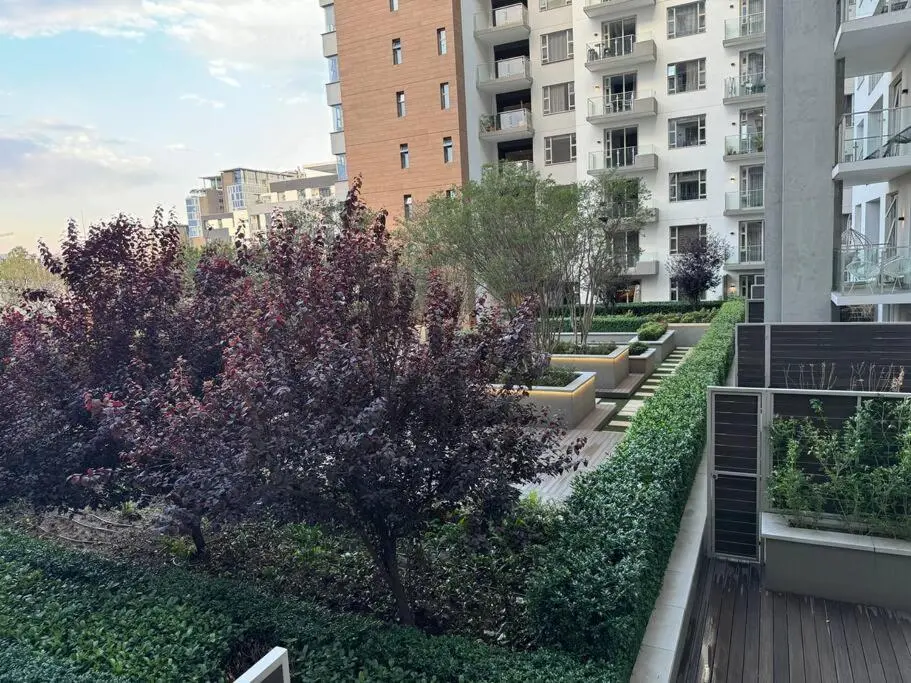 Image 5 of Peaceful Rosebank Gem!