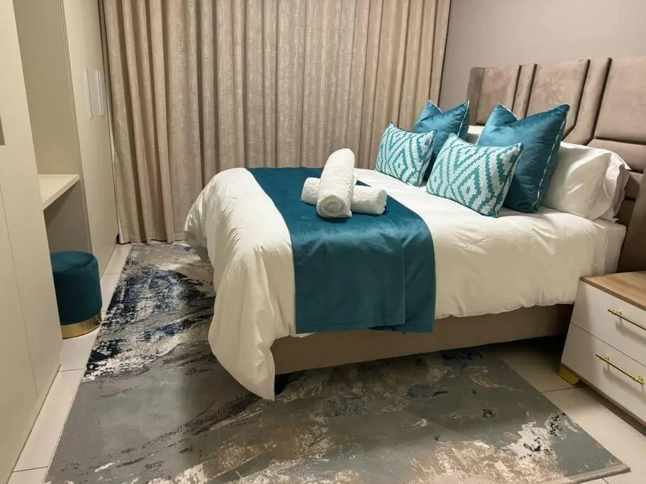 Image 1 of Peaceful Rosebank Gem!