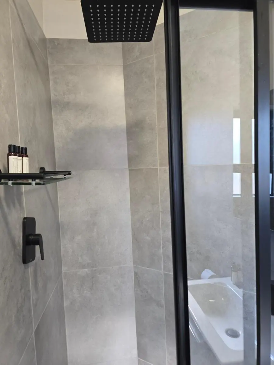 Image 2 of Peach tree cottage