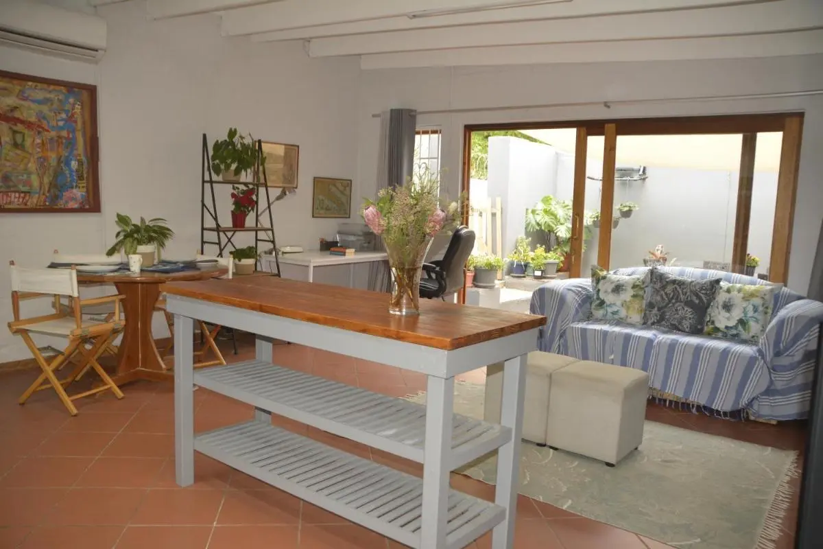 Image 3 of Pender House Cottage Melrose