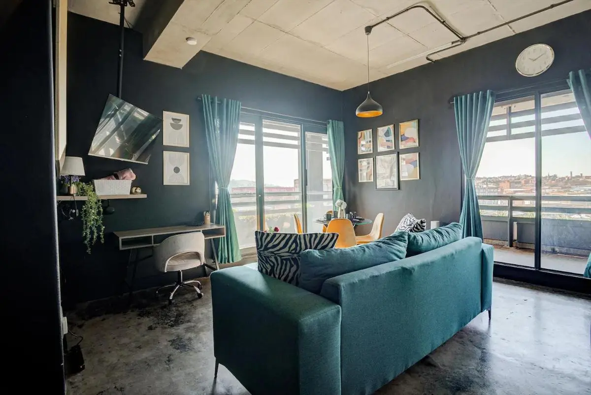 Image 4 of Premium Stay in Central Johannesburg Cultural Heart – Hallmark House