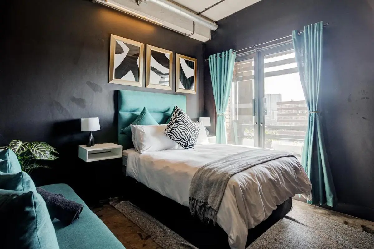 Image 1 of Premium Stay in Central Johannesburg Cultural Heart – Hallmark House