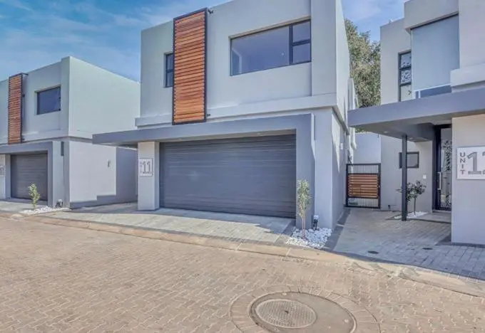 Image of Prime 3 Bedroom Bryanston Townhouse in Secure Estate