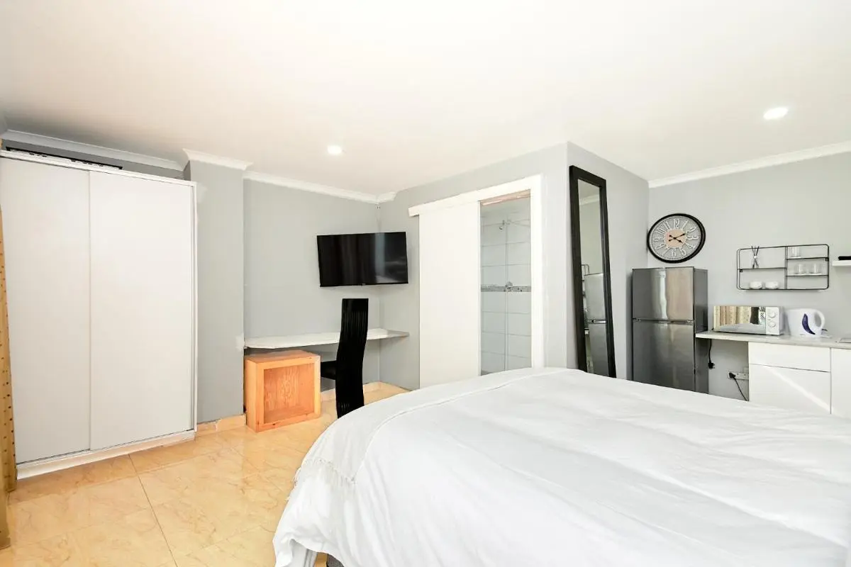 Image 5 of Private, Cosy and Stylish Stay at Nest24 Evans Park