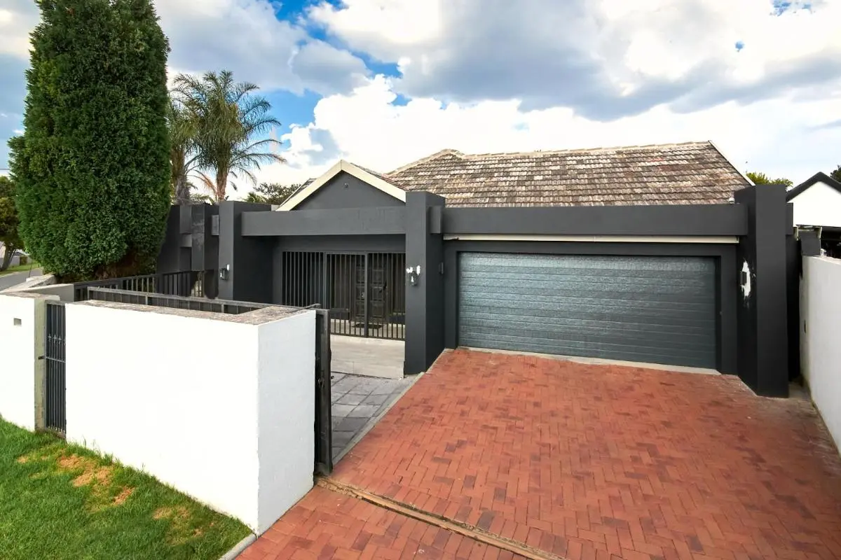 Image 6 of Private, Cosy and Stylish Stay at Nest24 Evans Park