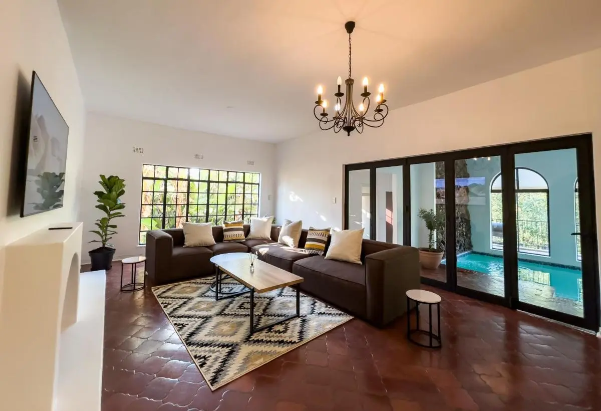 Image 6 of Riverside House with Indoor Pool