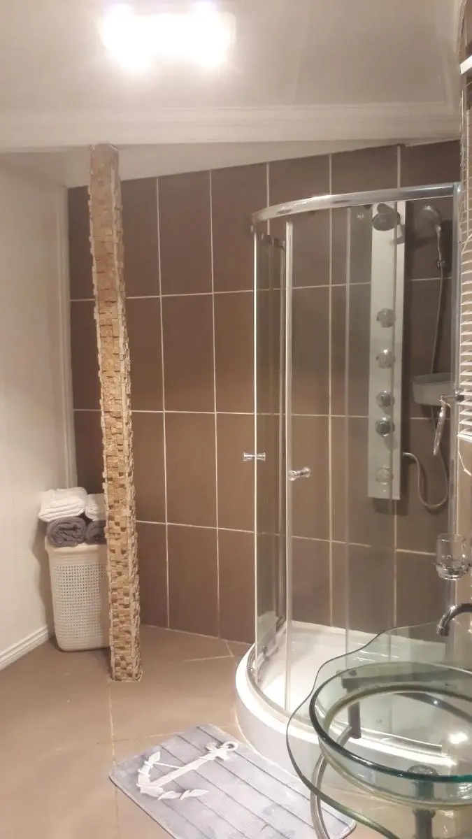 Image 2 of Robertsham (Halaal) Self Catering Cottages 2