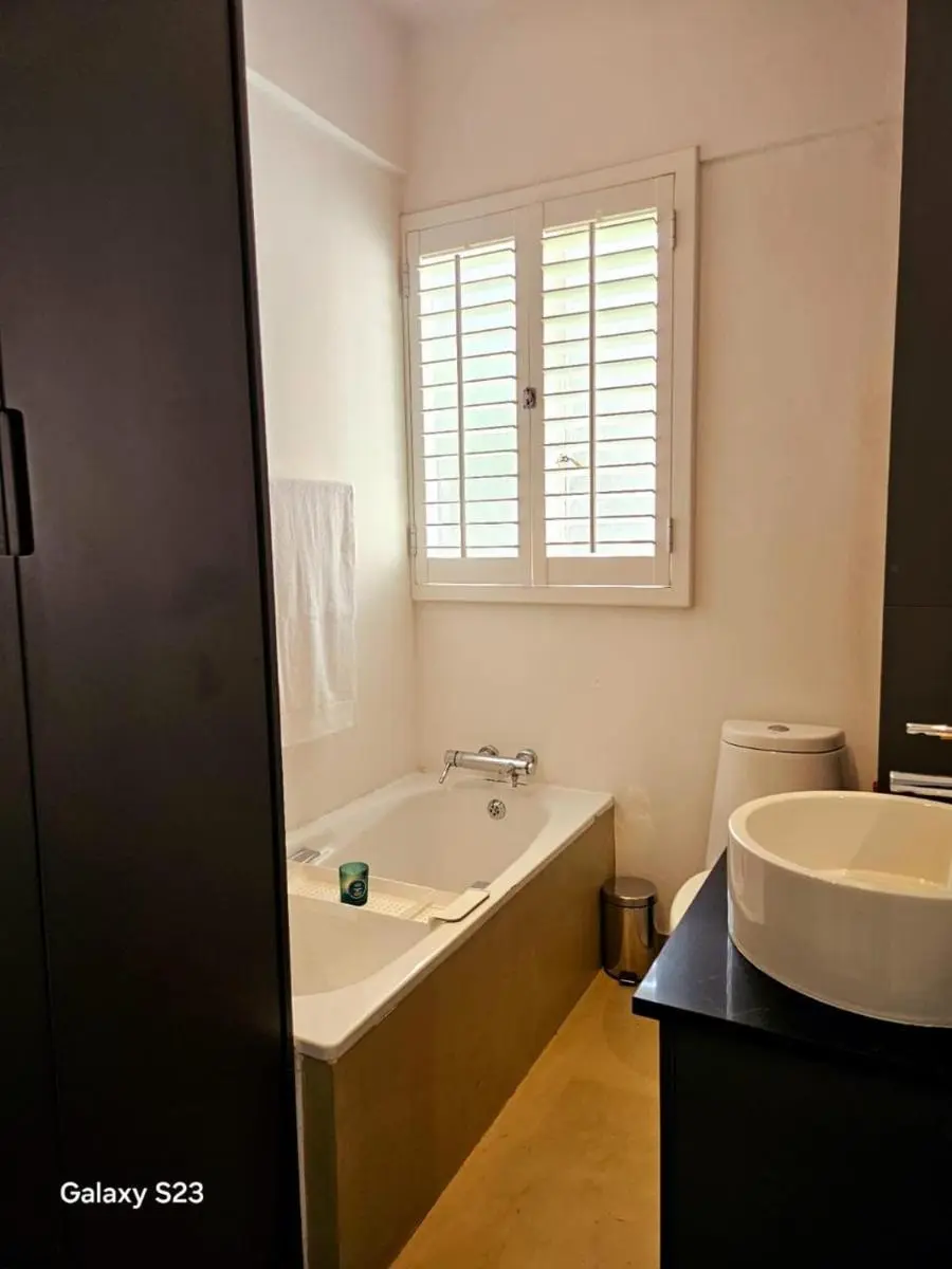 Image 6 of Rosebank Retreat, No Blackout