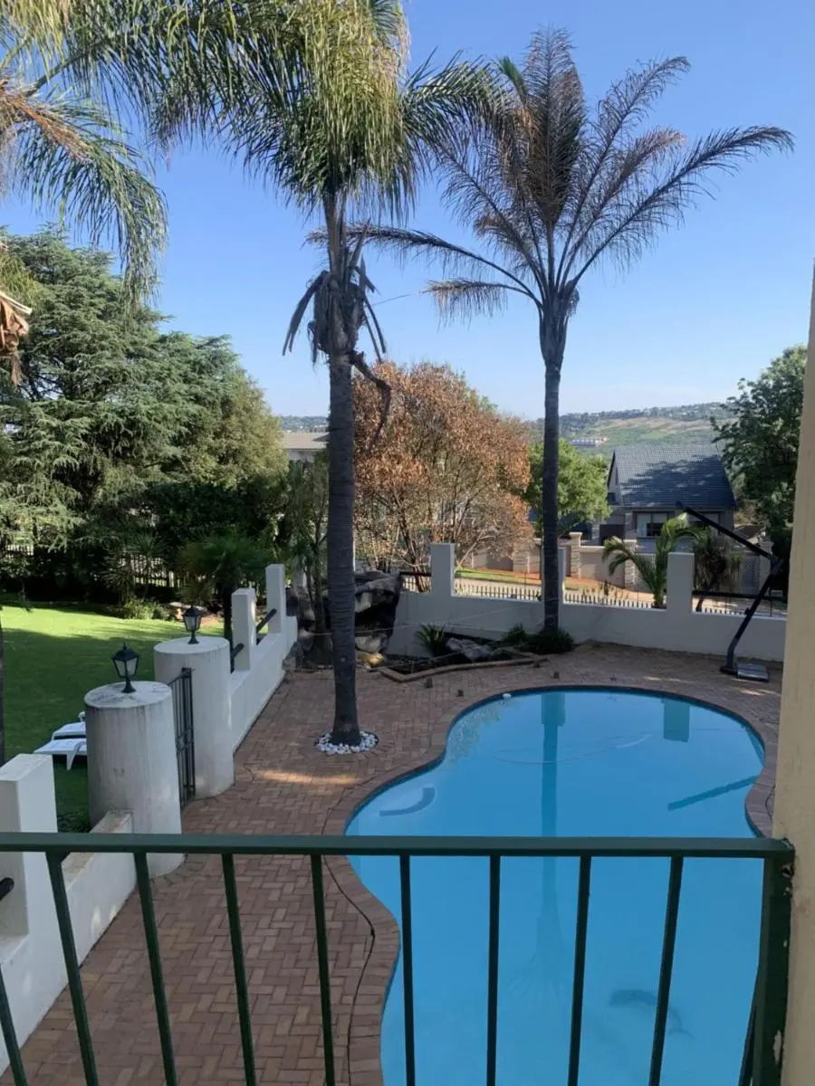 Image 3 of Safari Apartments -Beautiful 3 bedrooms, 10-seater dining , TV room, Garden & Pool