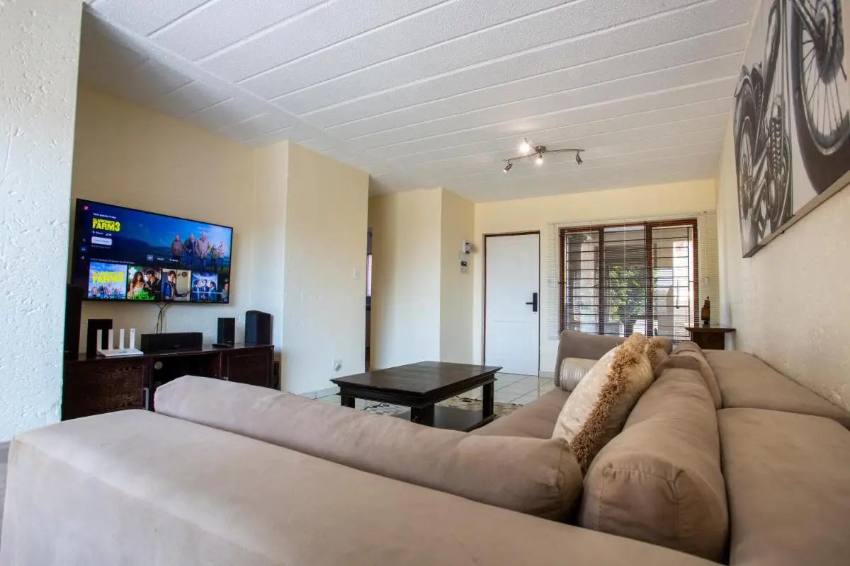 Image 5 of Sandhurst Gate Sandton