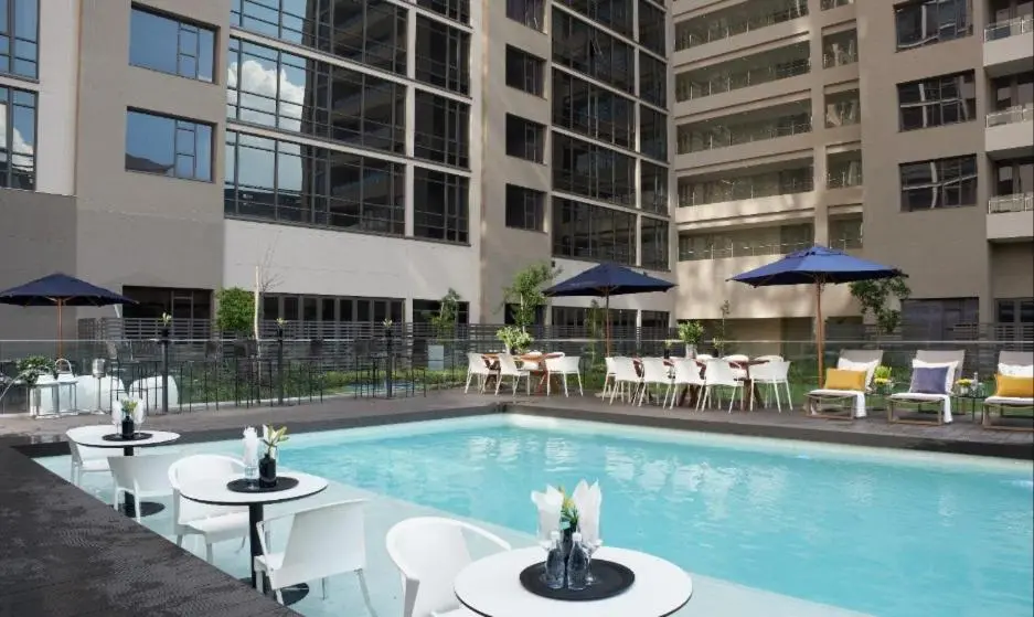 Image 3 of Sandton Apartment 15 West Road South