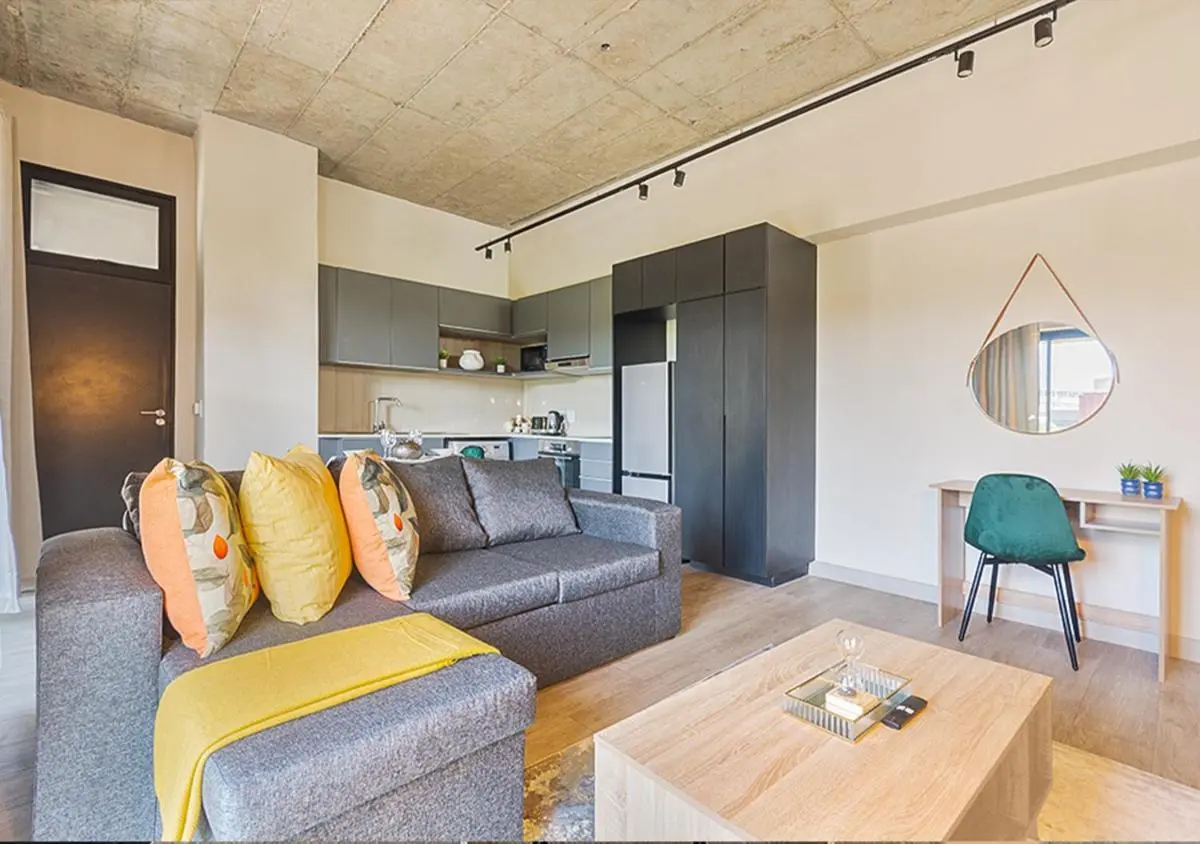 Image 4 of Sandton City Splendid Apartment 009 Power & Water Backup