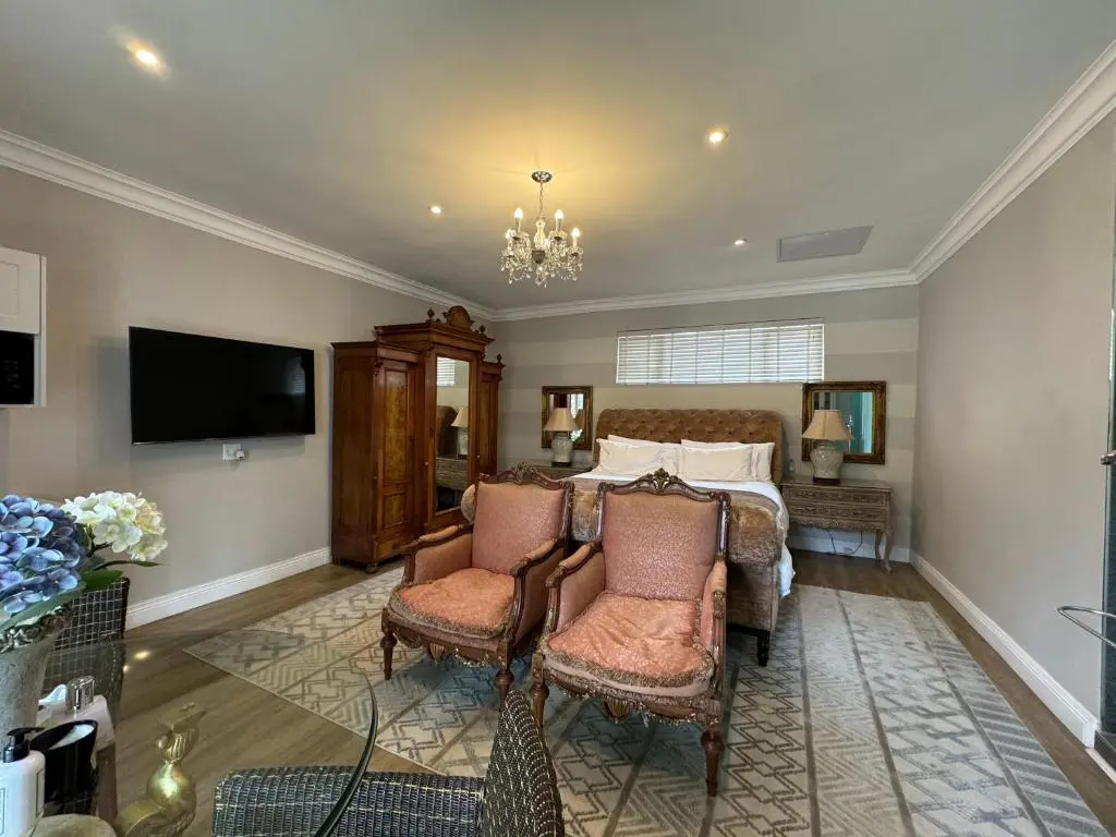 Image of Sandton Drive – Frnch on 2nd