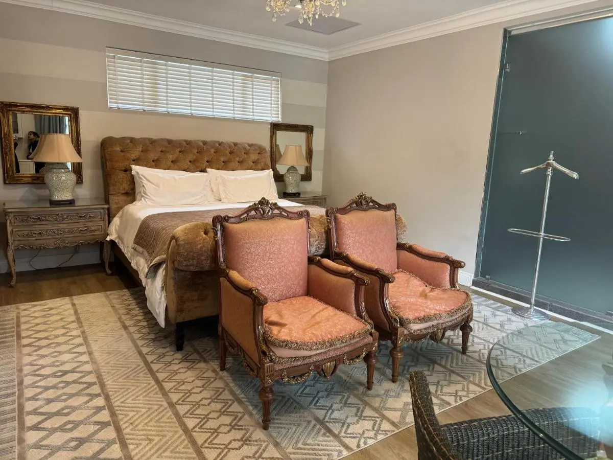 Image 1 of Sandton Drive – Frnch on 2nd