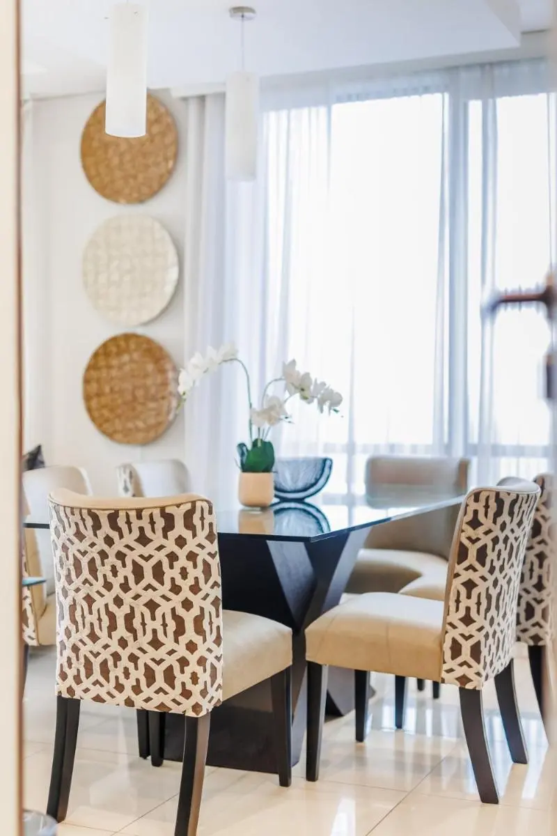 Image 3 of Sandton Sky 1312