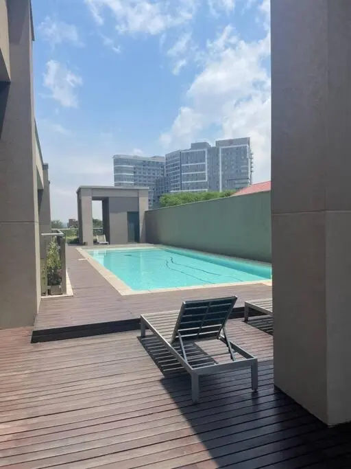 Image 3 of Sandton Skye – luxury apartment