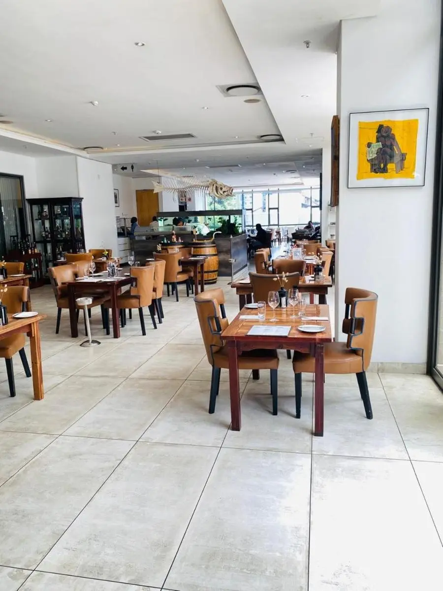 Image 4 of Sandton Skye luxury hotel