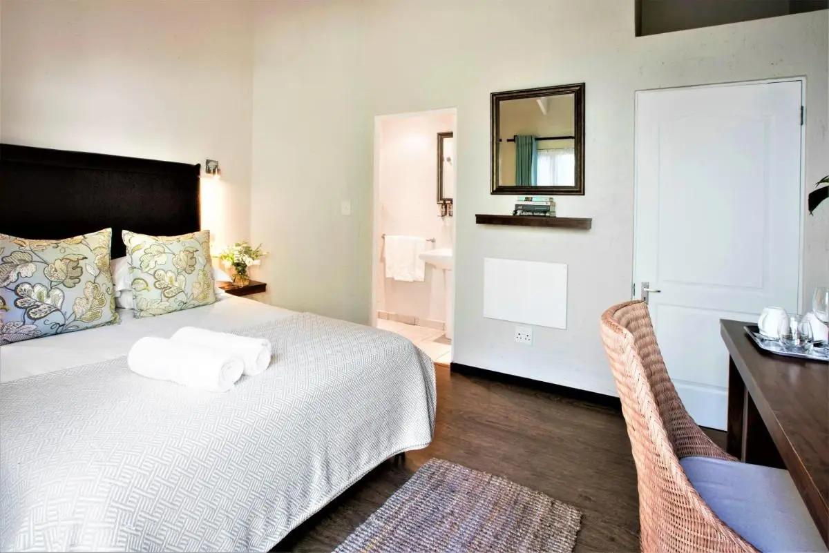 Image 6 of Sandton Slippers