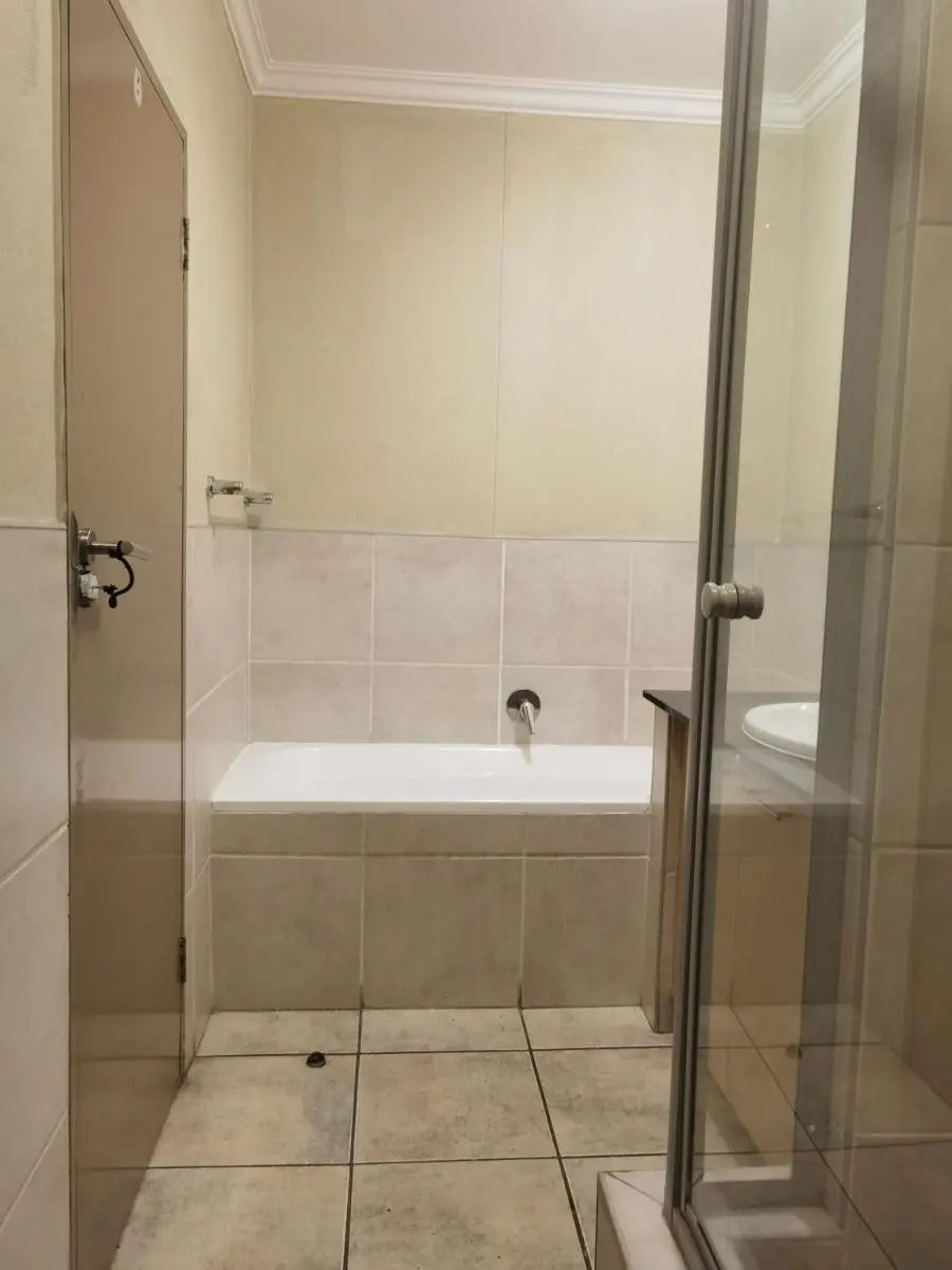 Image 4 of Sandton Westpoint Aster