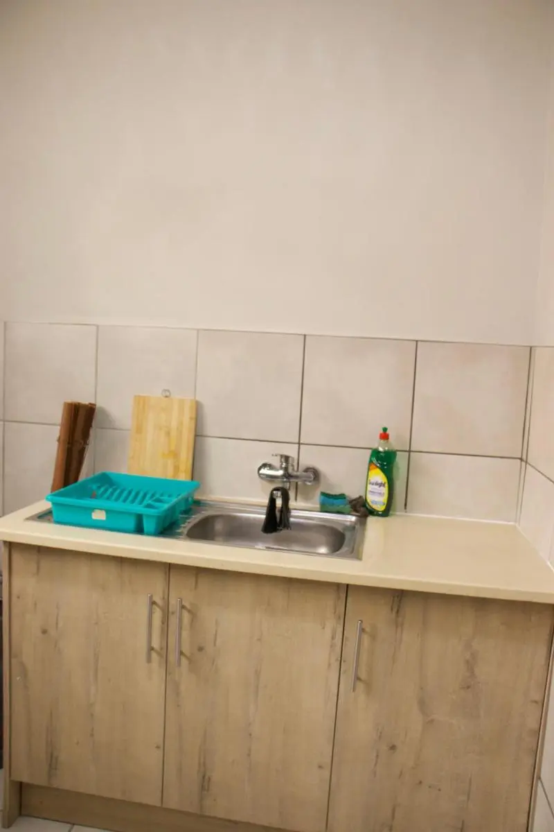 Image 5 of Scenic 2-Bedroom Apartment – Upper Houghton – Fast Wi-Fi & Washer