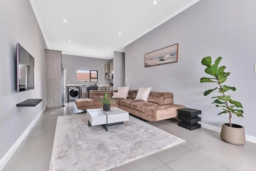 Image of Self catering 2 bed apartment Sandton