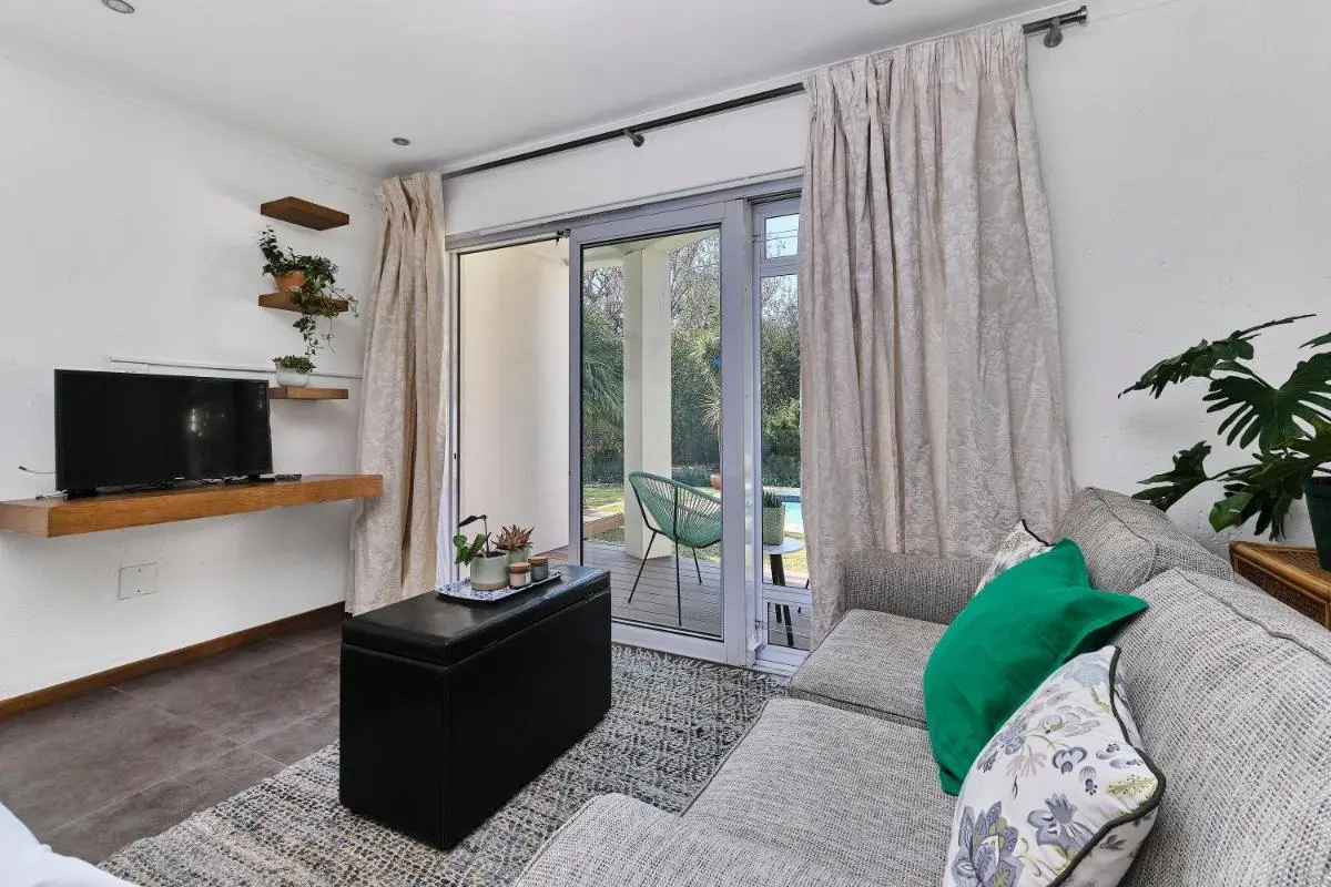 Image 5 of Shrubly Suite 1 – Peaceful, Stylish in Sandton-Backup Power