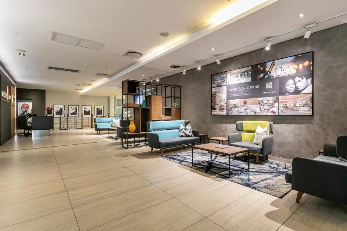 Image 5 of Skye Exclusive service