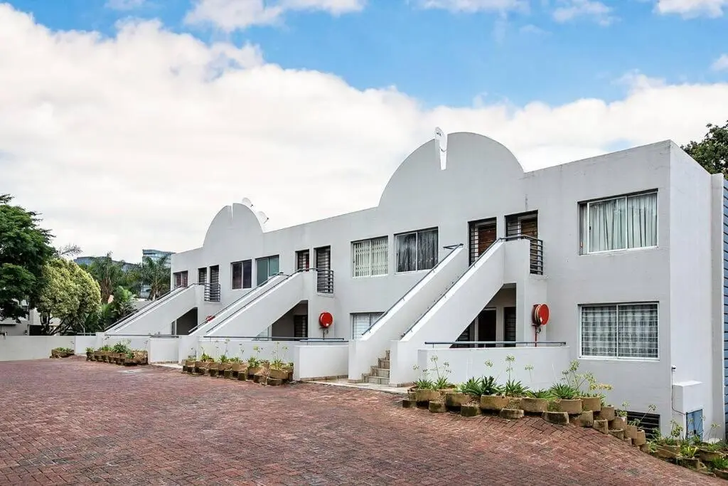 Image 6 of St Tropez 1 Bedroom Sandton Residence