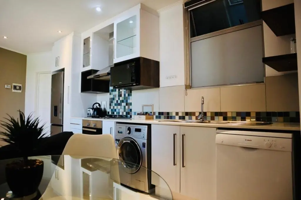 Image 2 of Stay Ulo at The Apex on Smuts