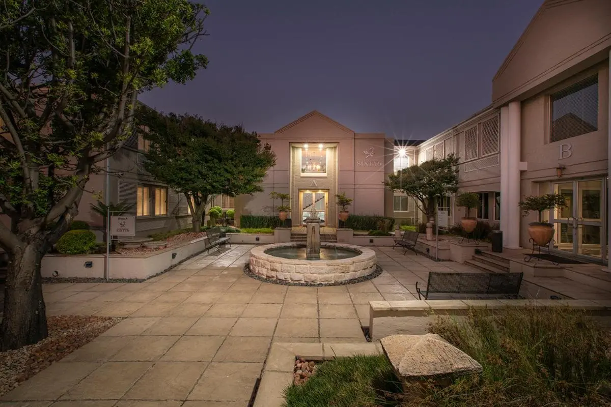 Image 6 of Studio Stay on Sixty6