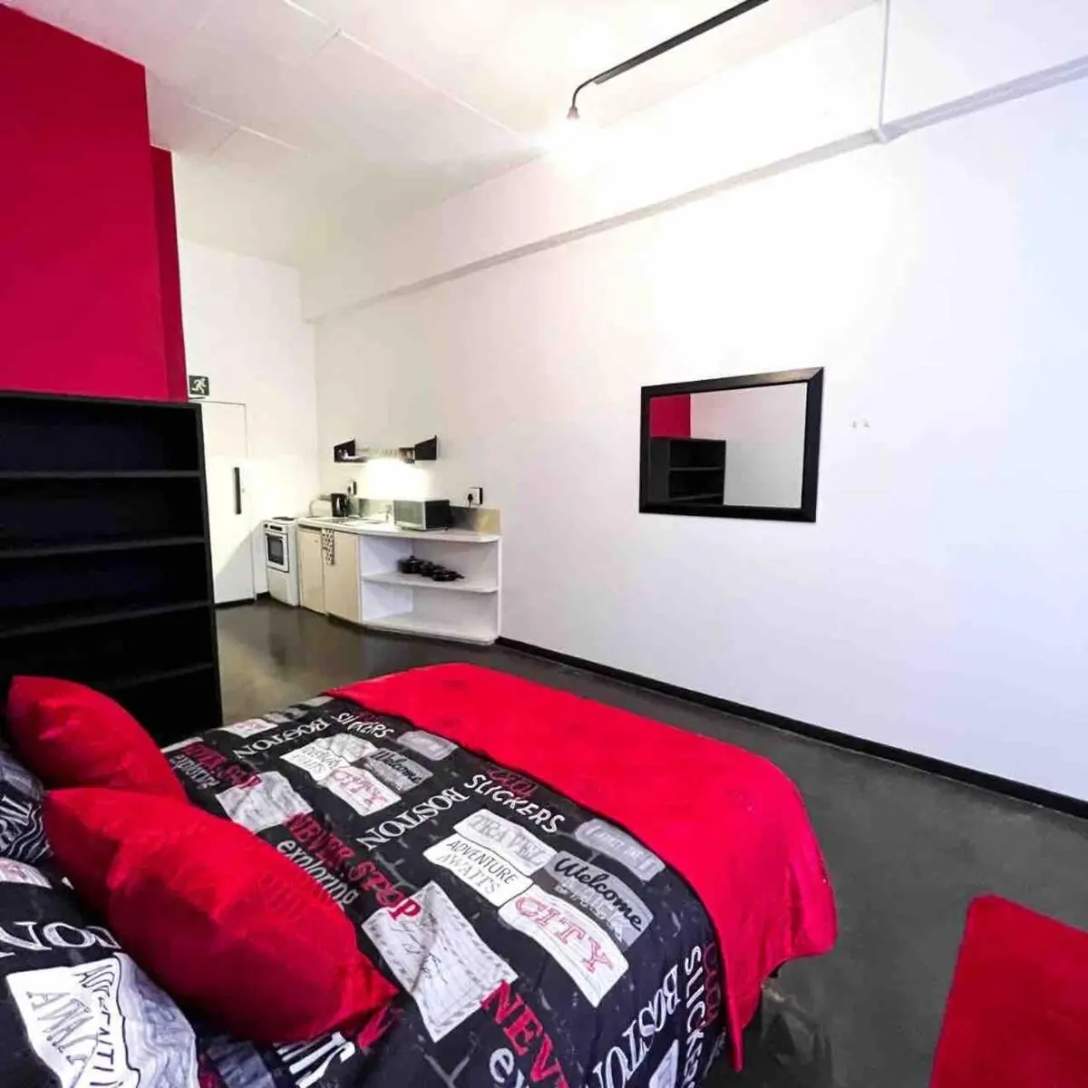 Image 4 of Studio apartment in the heart of Maboneng