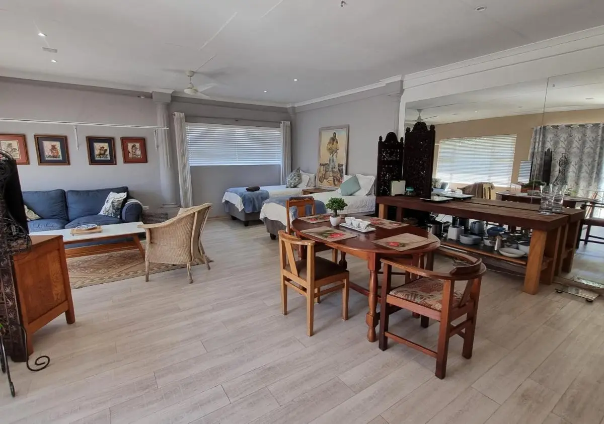 Image 2 of Studio in Bryanston